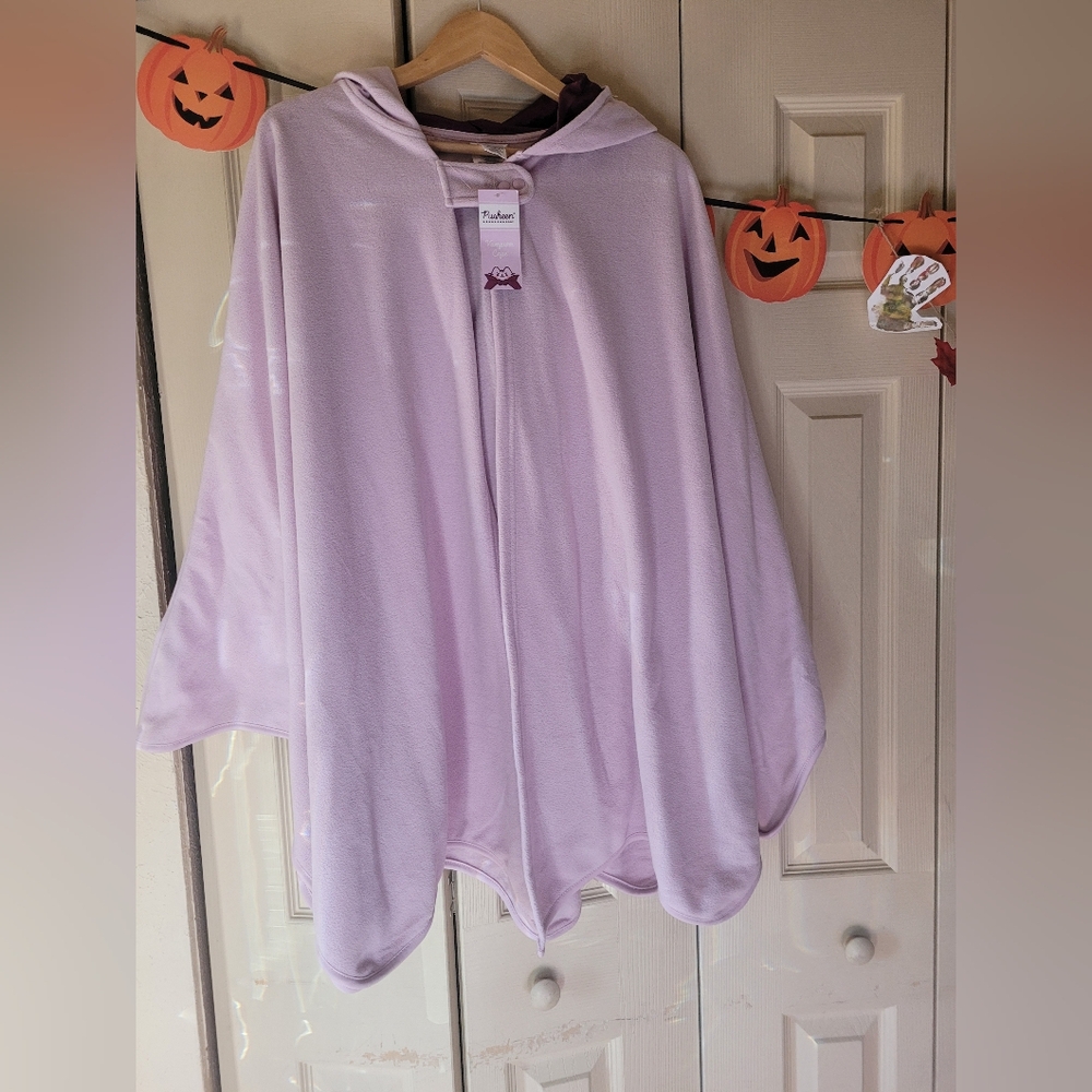 Pusheen Lavender Vampurr Cape